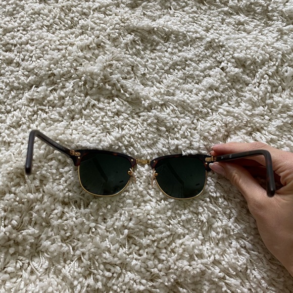 Ray Ban Sunglasses - Picture 3 of 4